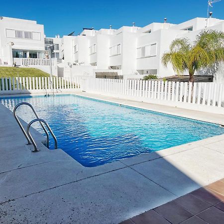 A Levante Conil- Solo Familias Y Parejas Conil de la Frontera Kültér fotó